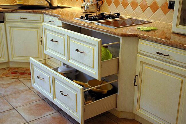 teinte blanche patine jaune (7).jpg